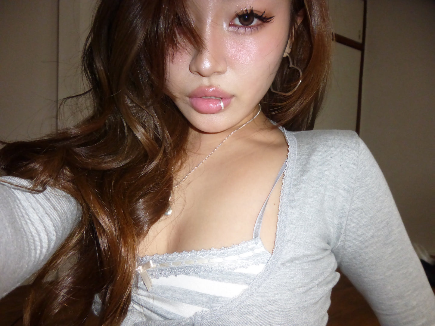 Edge lip cuff