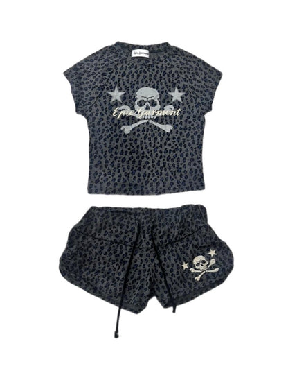 Leopard skull short pants